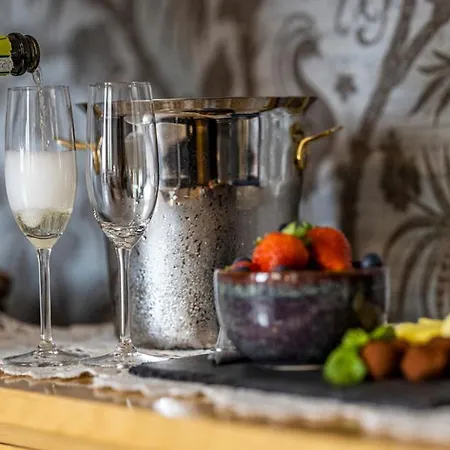 מלון Gloppen - By Classic Norway סנדאנה